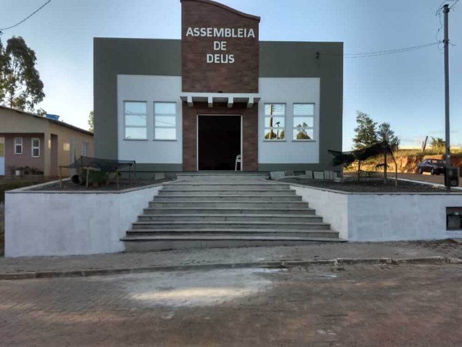 IGREJA SEDE  -  CHUVISCA 